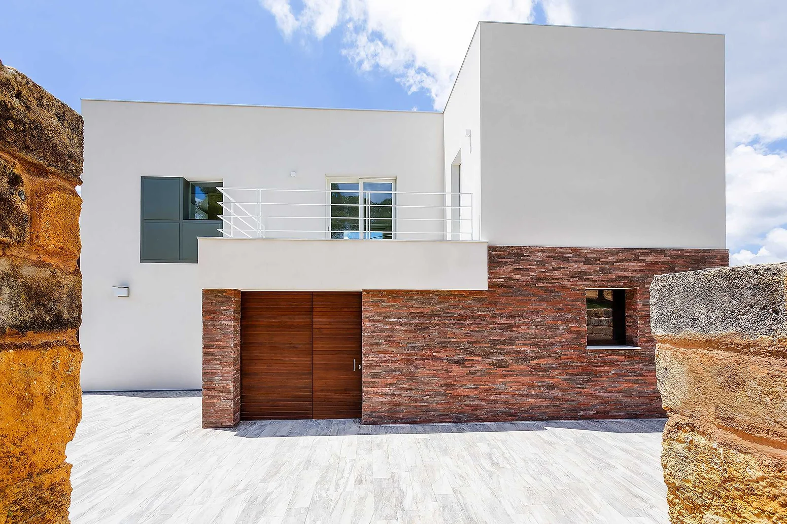 Courtyard House of Stone